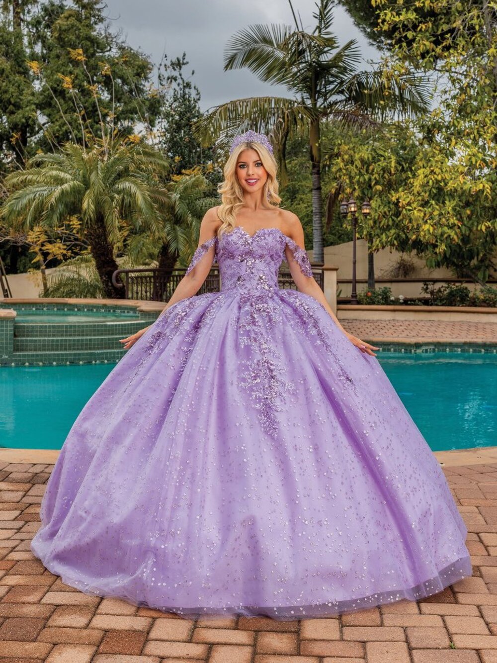 NEW LILAC Evening Gown Floor Length Formal Elegant Stunning 1862